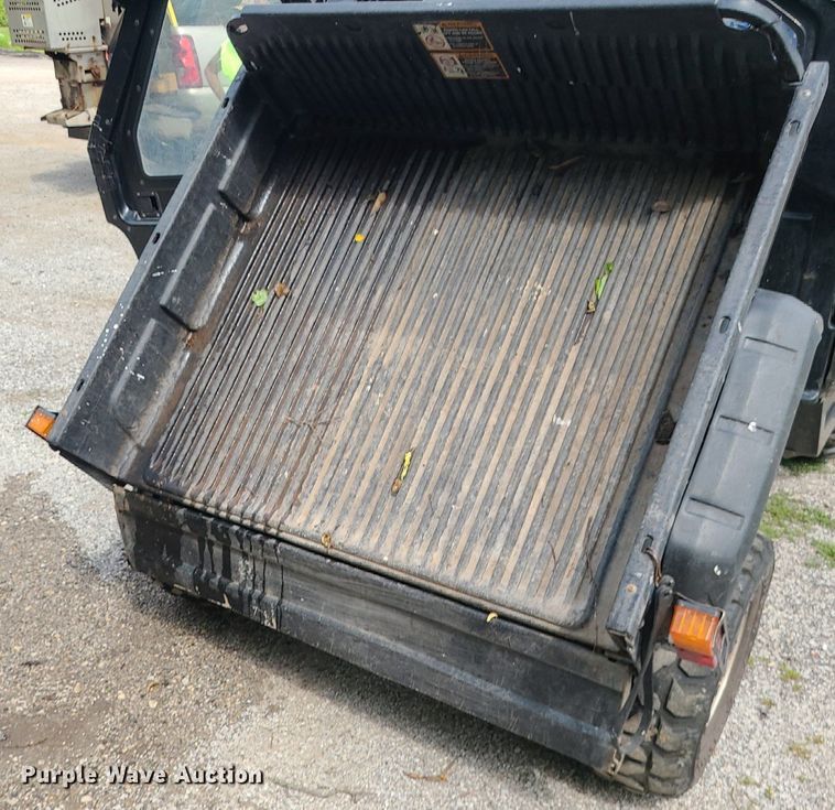 image for item MG9623 2009 John Deere Gator  utility vehicle