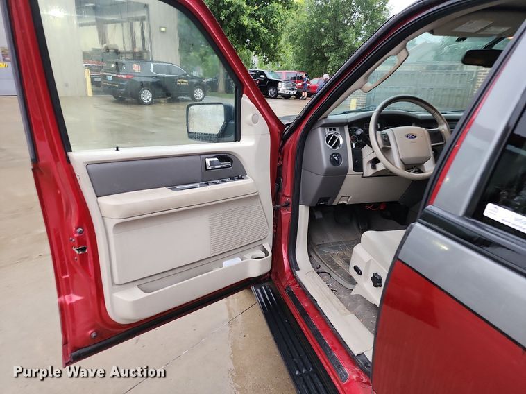 image for item MG9673 2008 Ford Expedition EL XLT  SUV