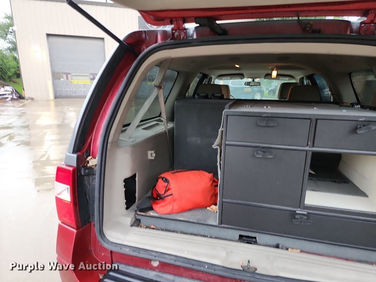 image for item MG9673 2008 Ford Expedition EL XLT  SUV