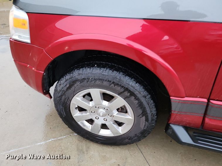 image for item MG9673 2008 Ford Expedition EL XLT  SUV