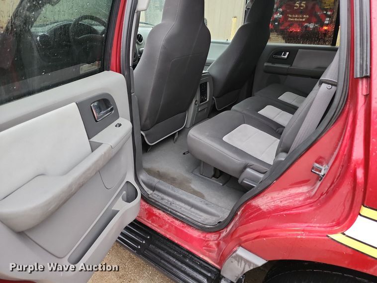 image for item MG9674 2006 Ford Expedition XLT  SUV