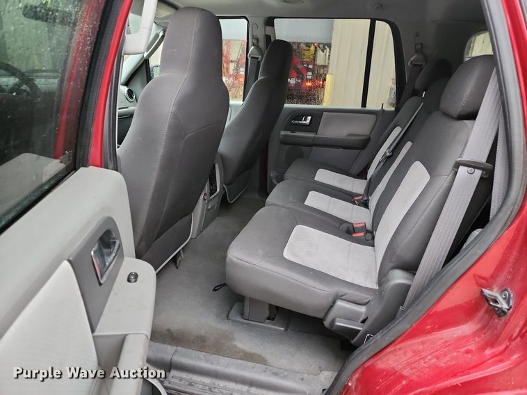 image for item MG9674 2006 Ford Expedition XLT  SUV
