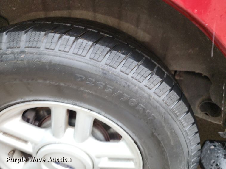 image for item MG9674 2006 Ford Expedition XLT  SUV