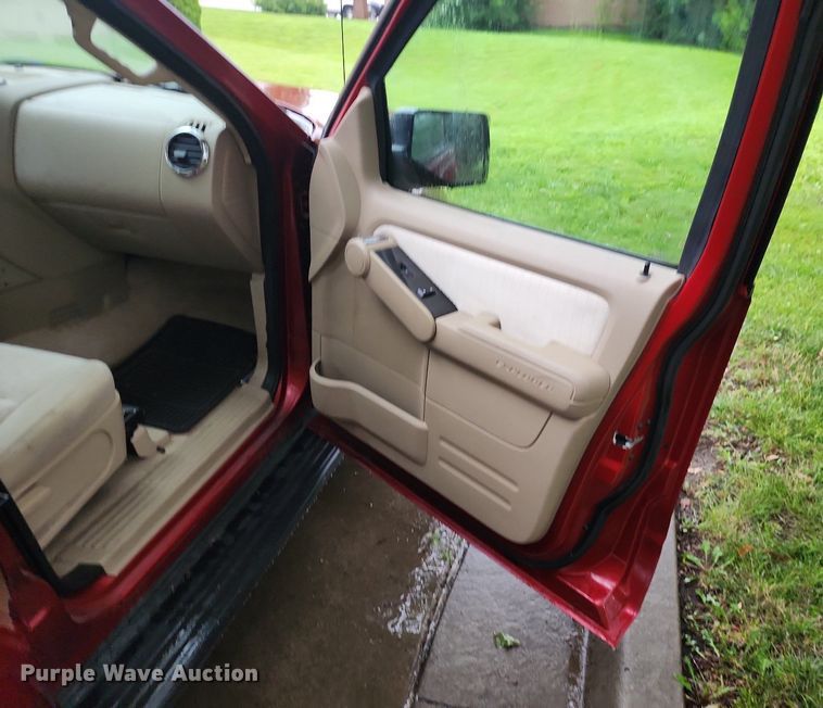 image for item MG9675 2008 Ford Explorer  SUV