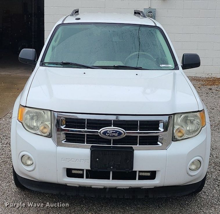 image for item MG9676 2010 Ford Escape XLT  SUV