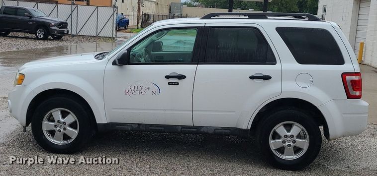 image for item MG9676 2010 Ford Escape XLT  SUV