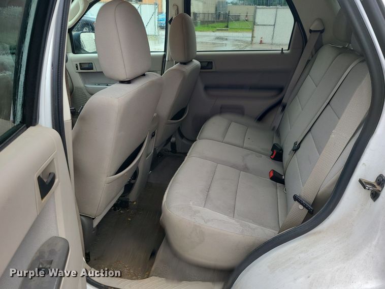 image for item MG9676 2010 Ford Escape XLT  SUV