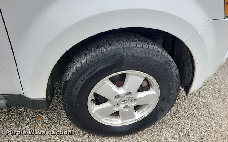 image for item MG9676 2010 Ford Escape XLT  SUV