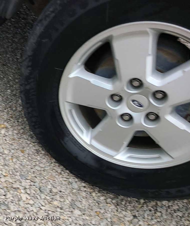 image for item MG9676 2010 Ford Escape XLT  SUV