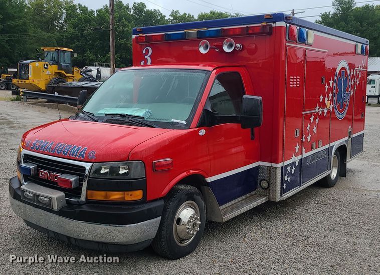 image for item MG9677 2009 GMC Savana G4500  ambulance