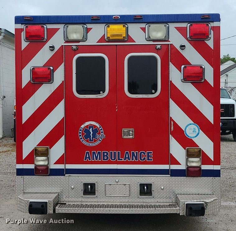 image for item MG9677 2009 GMC Savana G4500  ambulance