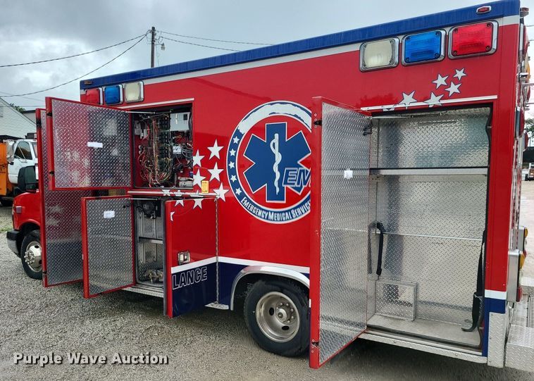 image for item MG9677 2009 GMC Savana G4500  ambulance