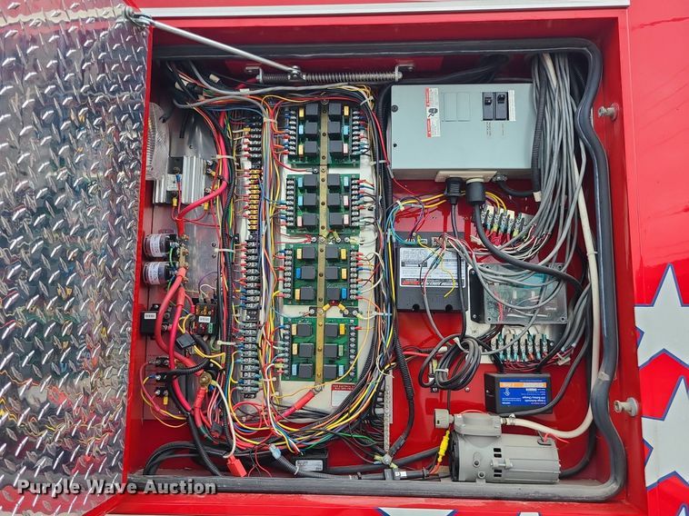 image for item MG9677 2009 GMC Savana G4500  ambulance