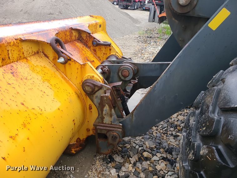 image for item MG9678 2010 John Deere 544K  wheel loader