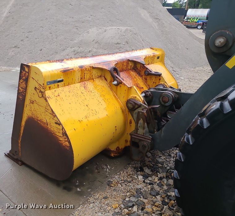 image for item MG9678 2010 John Deere 544K  wheel loader