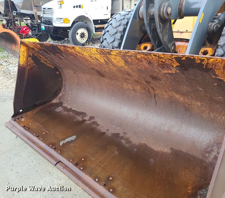 image for item MG9678 2010 John Deere 544K  wheel loader