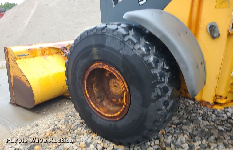 image for item MG9678 2010 John Deere 544K  wheel loader