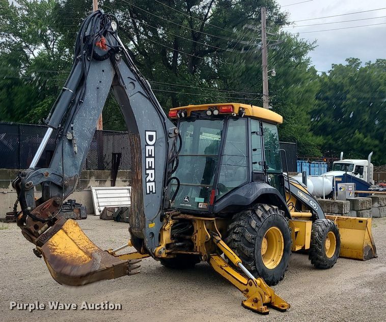 image for item MG9679 2008 John Deere 410J  backhoe