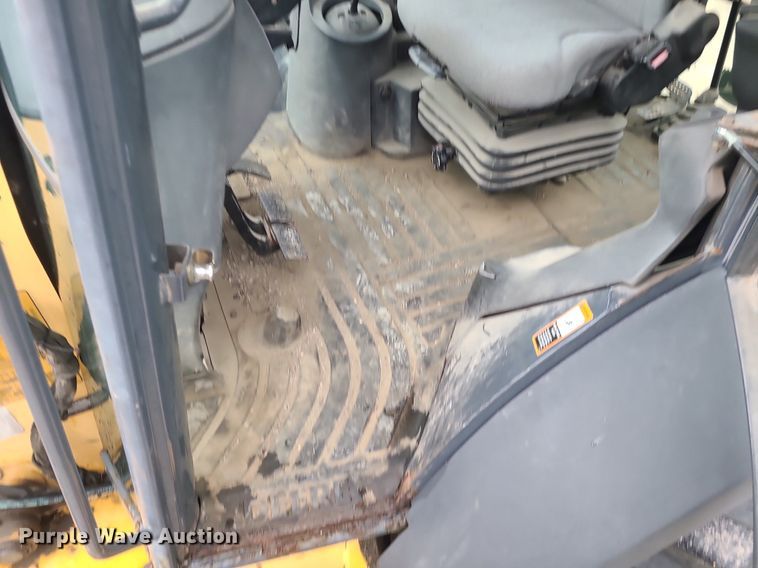 image for item MG9679 2008 John Deere 410J  backhoe