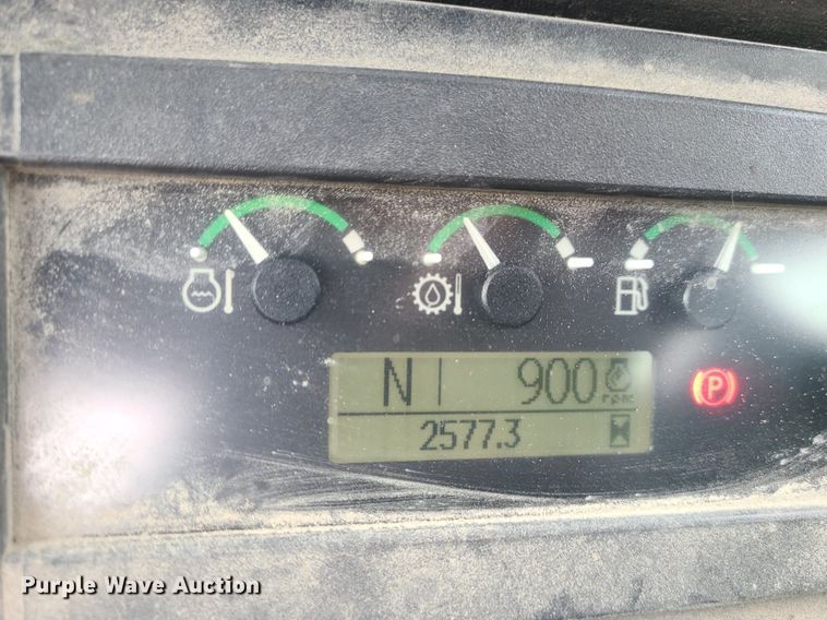 image for item MG9679 2008 John Deere 410J  backhoe