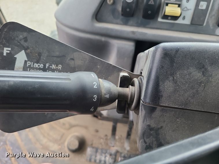 image for item MG9679 2008 John Deere 410J  backhoe