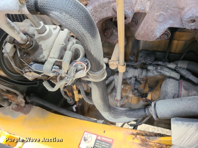 image for item MG9679 2008 John Deere 410J  backhoe