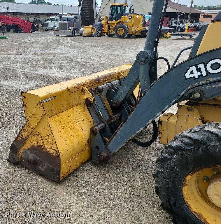 image for item MG9679 2008 John Deere 410J  backhoe