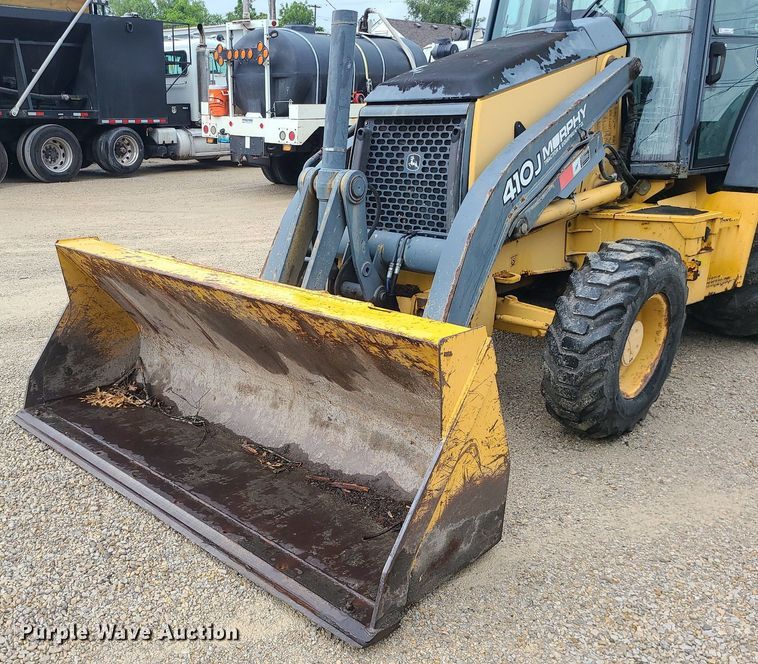 image for item MG9679 2008 John Deere 410J  backhoe