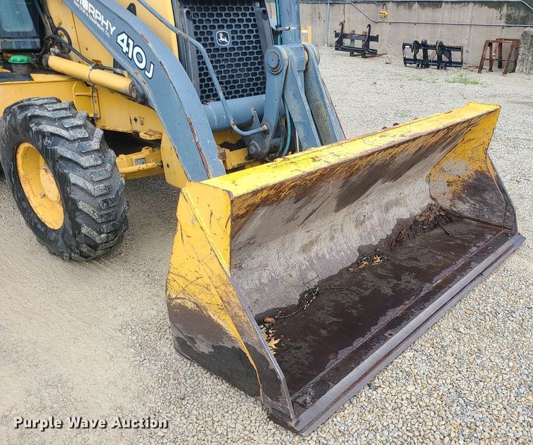 image for item MG9679 2008 John Deere 410J  backhoe