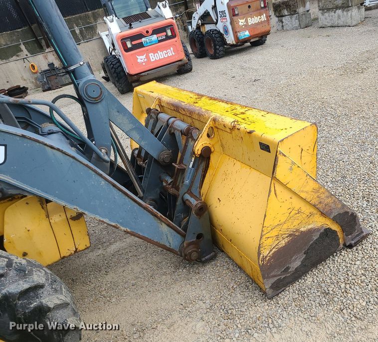 image for item MG9679 2008 John Deere 410J  backhoe