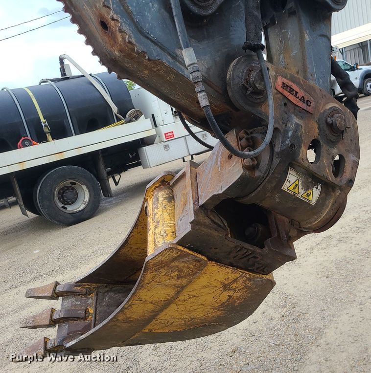 image for item MG9679 2008 John Deere 410J  backhoe