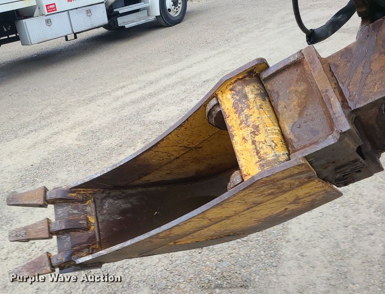 image for item MG9679 2008 John Deere 410J  backhoe