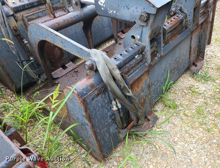 image for item MG9681 Bobcat  66"W skid steer grapple bucket