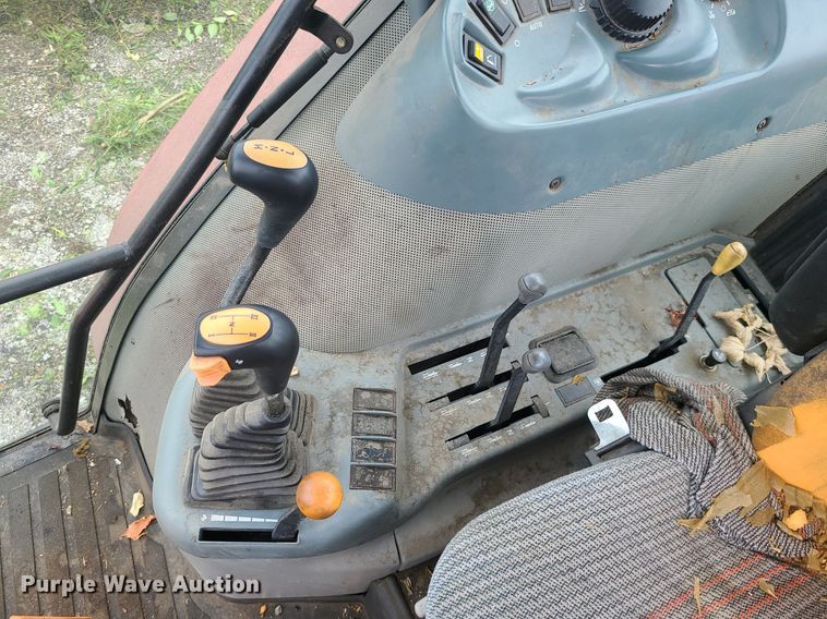 image for item MG9693 2000 Case CX60  tractor