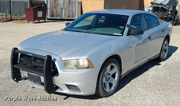 image for item MG9720 2013 Dodge Charger Police