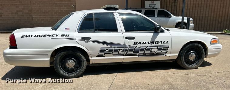 image for item MG9981 2006 Ford Crown Victoria Police Interceptor