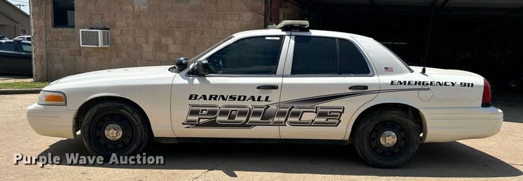 image for item MG9981 2006 Ford Crown Victoria Police Interceptor