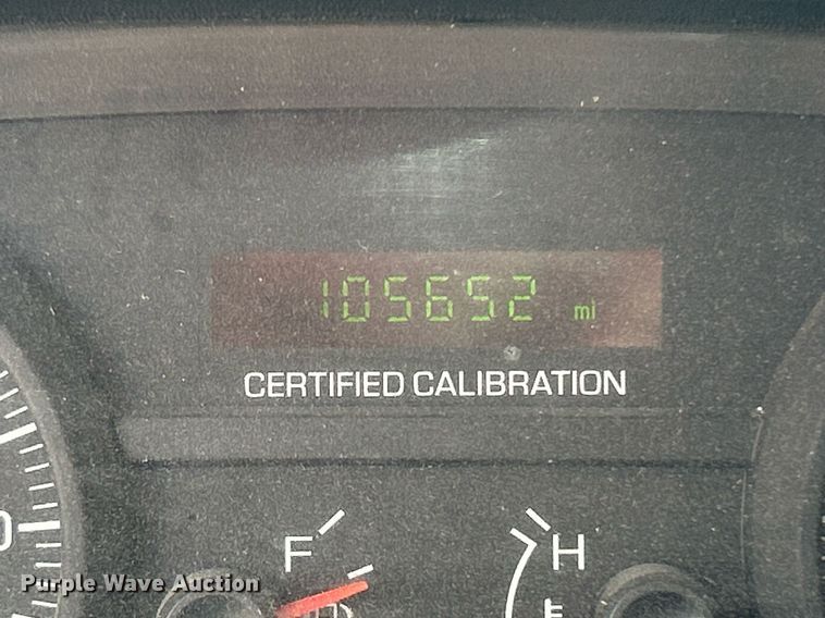 image for item MG9981 2006 Ford Crown Victoria Police Interceptor