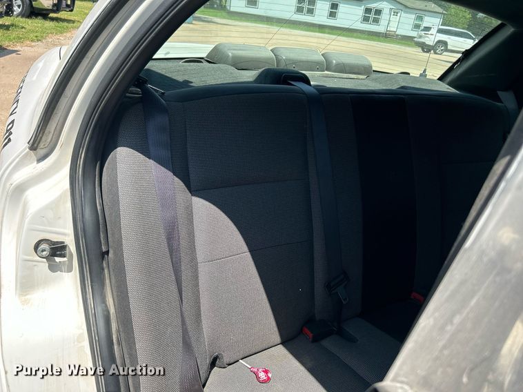 image for item MG9981 2006 Ford Crown Victoria Police Interceptor