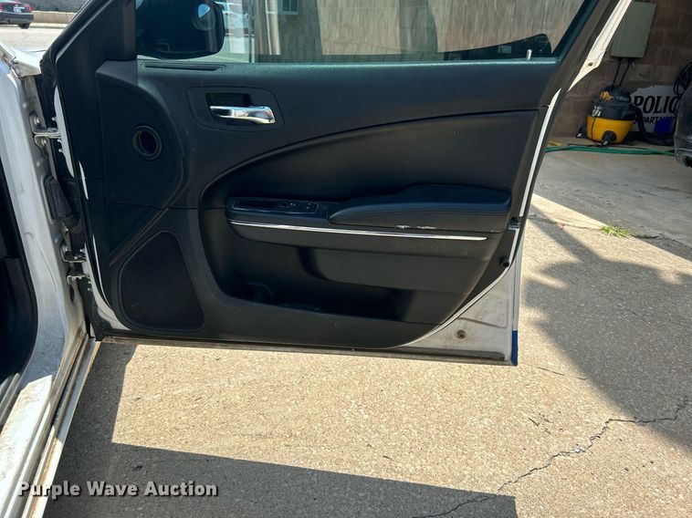 image for item MG9982 2013 Dodge Charger Police