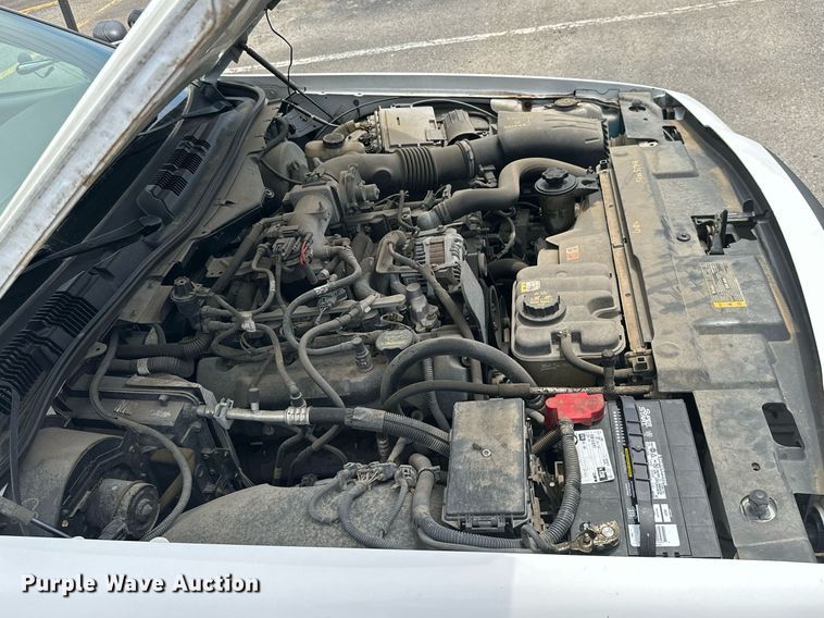 image for item ML9075 2010 Ford Crown Victoria