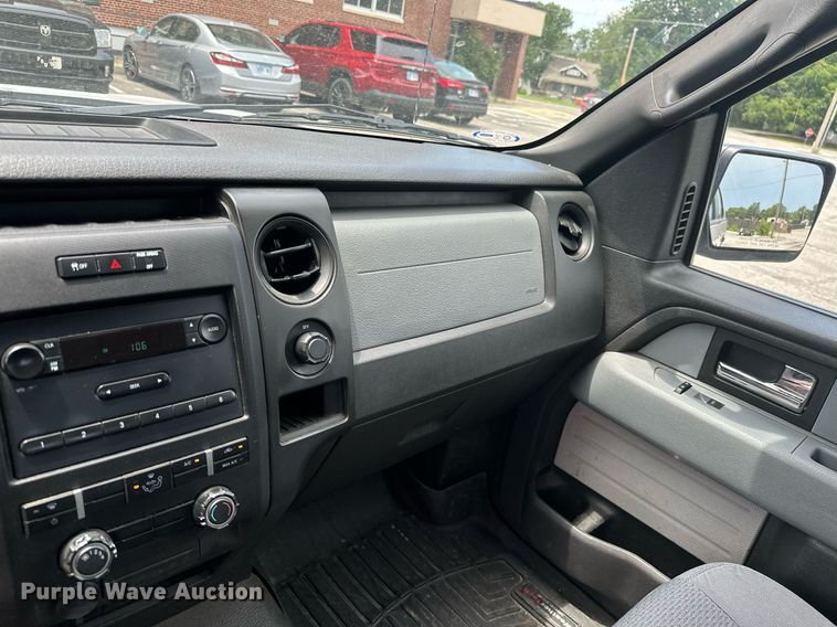 image for item ML9076 2014 Ford F150  SuperCrew pickup truck