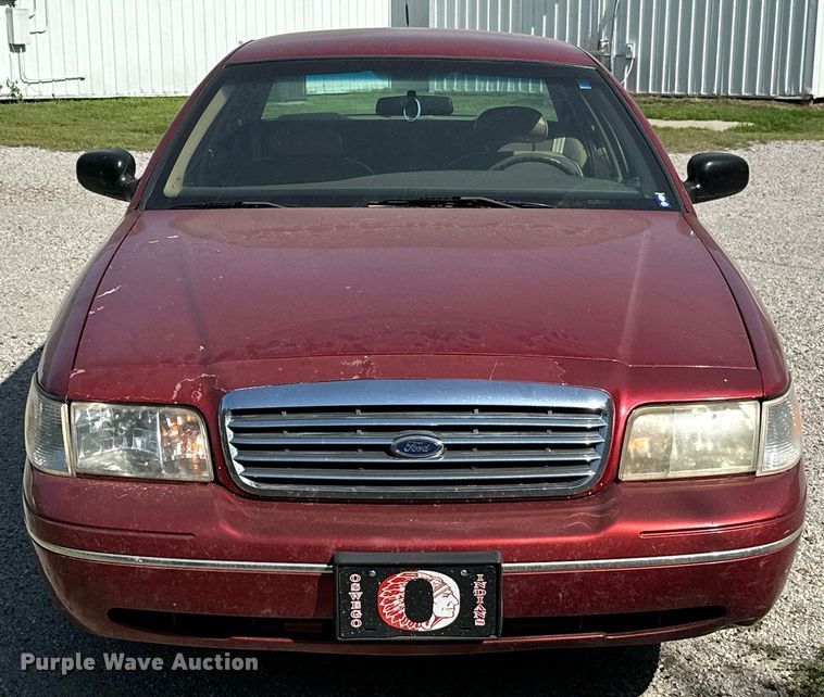 image for item ML9077 1998 Ford Crown Victoria Police Interceptor