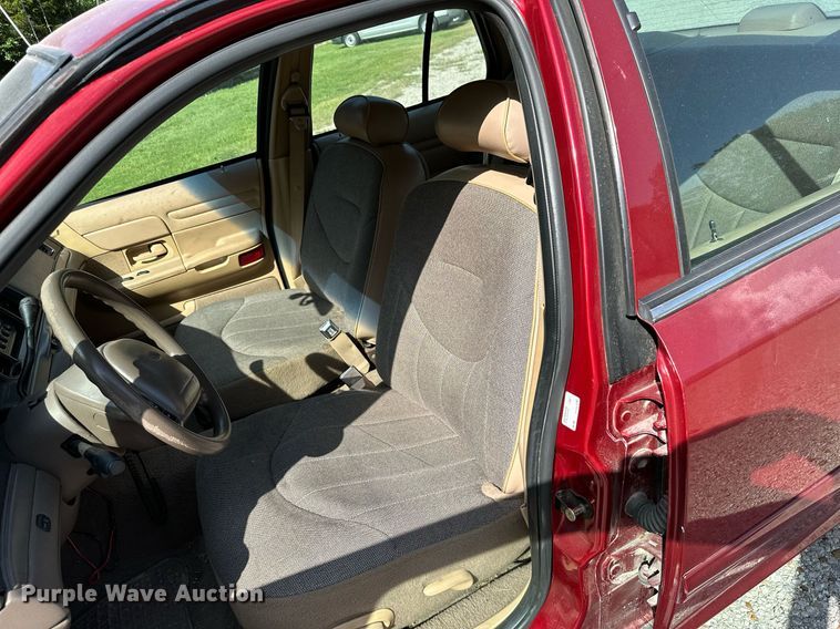 image for item ML9077 1998 Ford Crown Victoria Police Interceptor