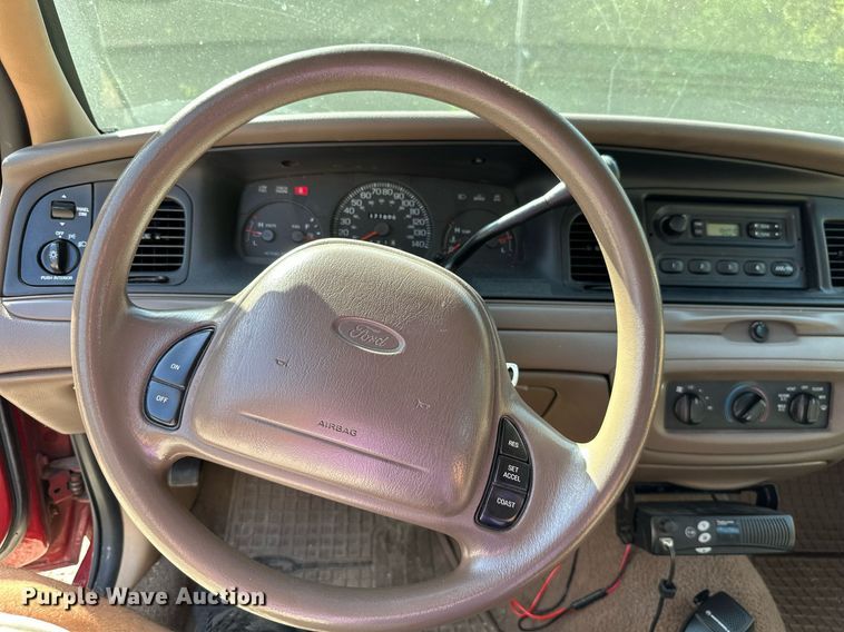 image for item ML9077 1998 Ford Crown Victoria Police Interceptor