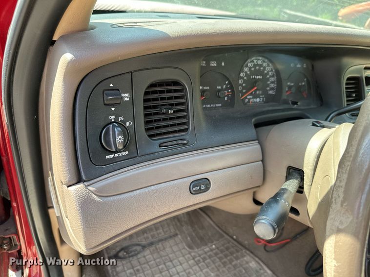 image for item ML9077 1998 Ford Crown Victoria Police Interceptor