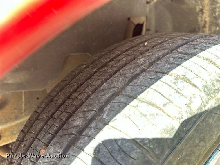 image for item ML9077 1998 Ford Crown Victoria Police Interceptor