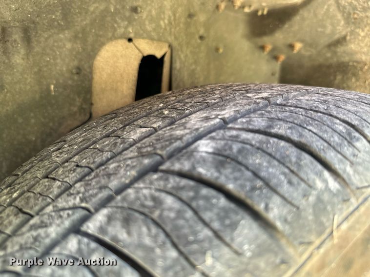 image for item ML9077 1998 Ford Crown Victoria Police Interceptor