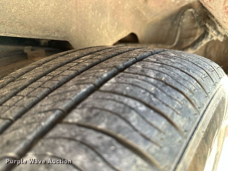 image for item ML9077 1998 Ford Crown Victoria Police Interceptor