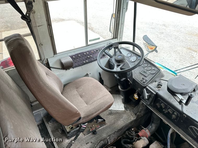 image for item ML9123 2001 Blue Bird All American  school bus